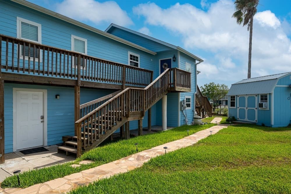 Hook, Wine & Sinker by Miss Kitty’s