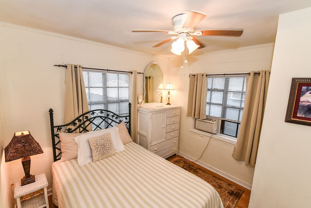 The Belle Aire - Hist District Savannah