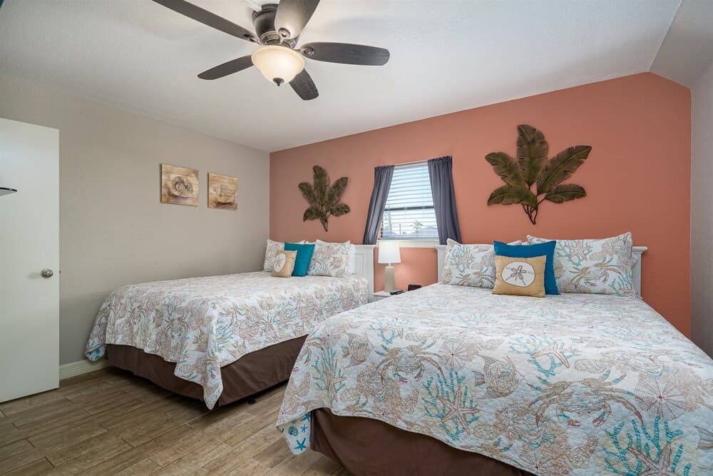 Laguna Reef by Miss Kitty’s