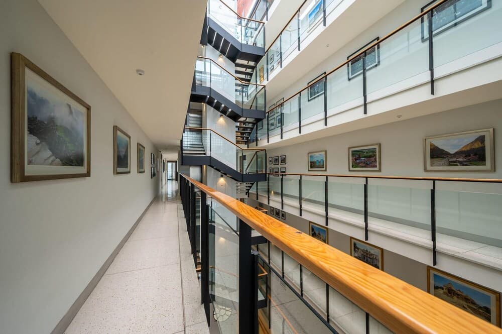 NEW Equipped Condo w GYM Roof