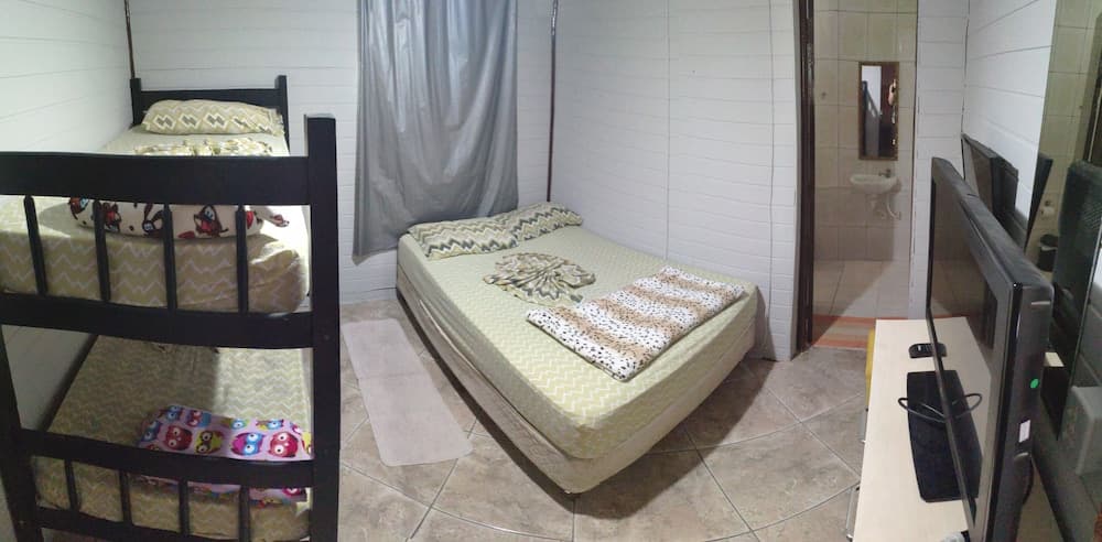 Pousada Alojaki Hostel