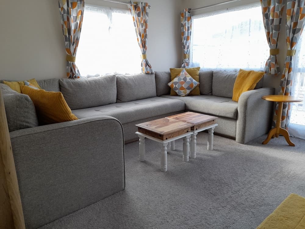 Immaculate 2-bed Static Caravan in Carlisle