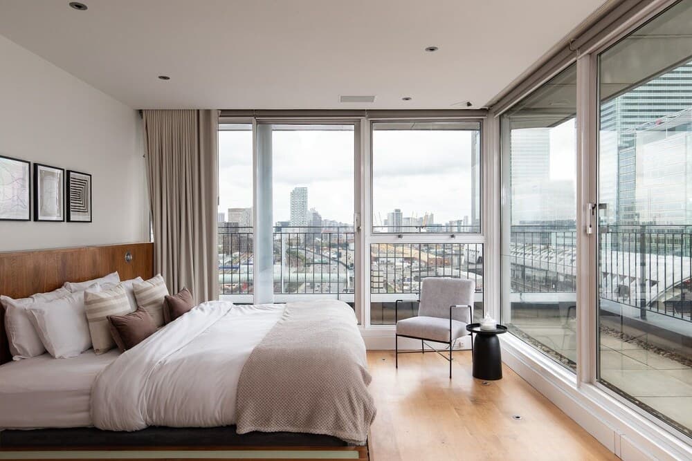 The Canary Wharf Secret - Glamorous 2bdr Flat w/ Terrace and Parking