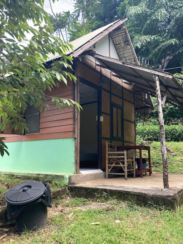 tp hut bungalows