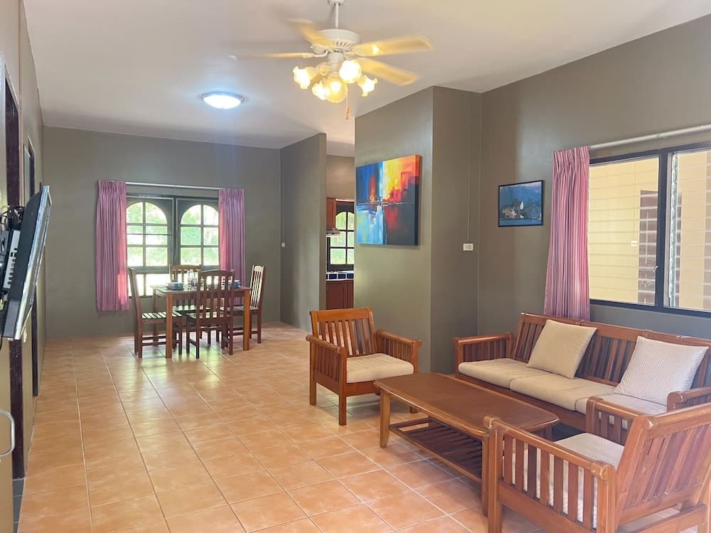 The Delight Pine Tree Village