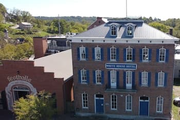 White House Hotel
