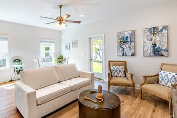 Santa Rosa Hideaway by Avantstay Pet Friendly 6 Mins to Beach!