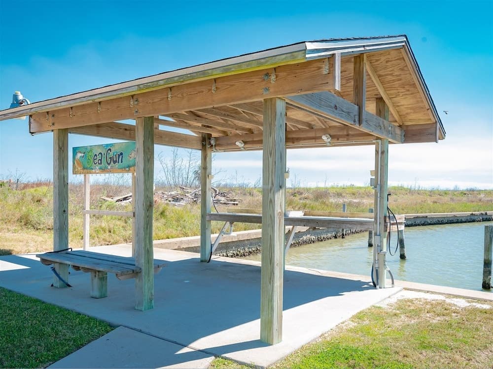 Sea Gun Bayhome #128 by Miss Kitty’s