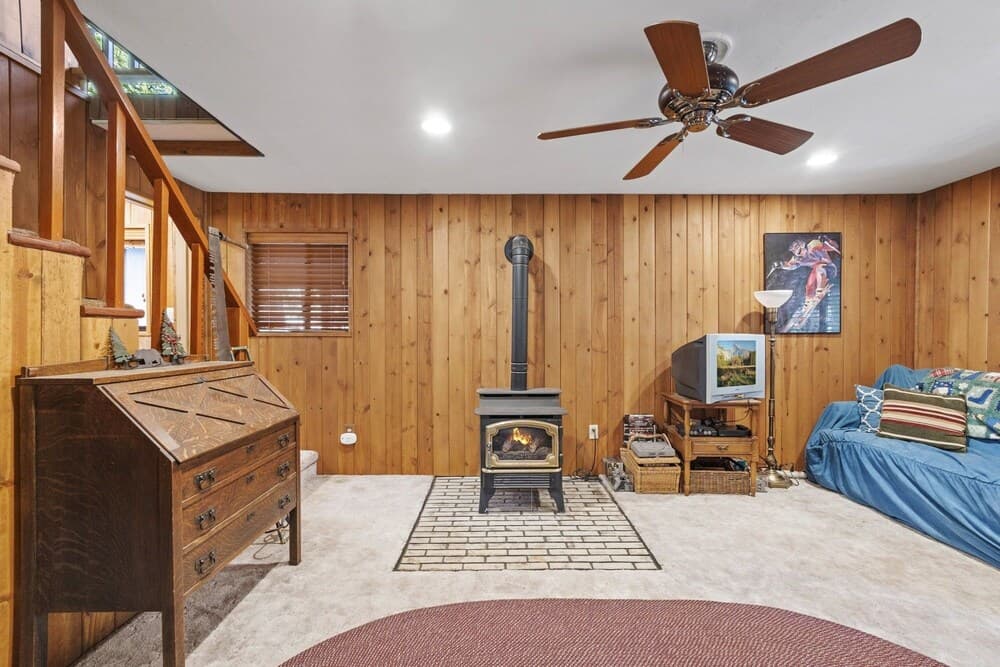 Hidden Pines Cabin 4 Bedroom Cabin by Redawning