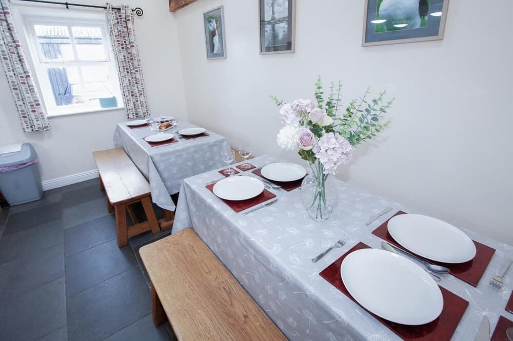 Bunk House - 4 Bedroom - Llangenith