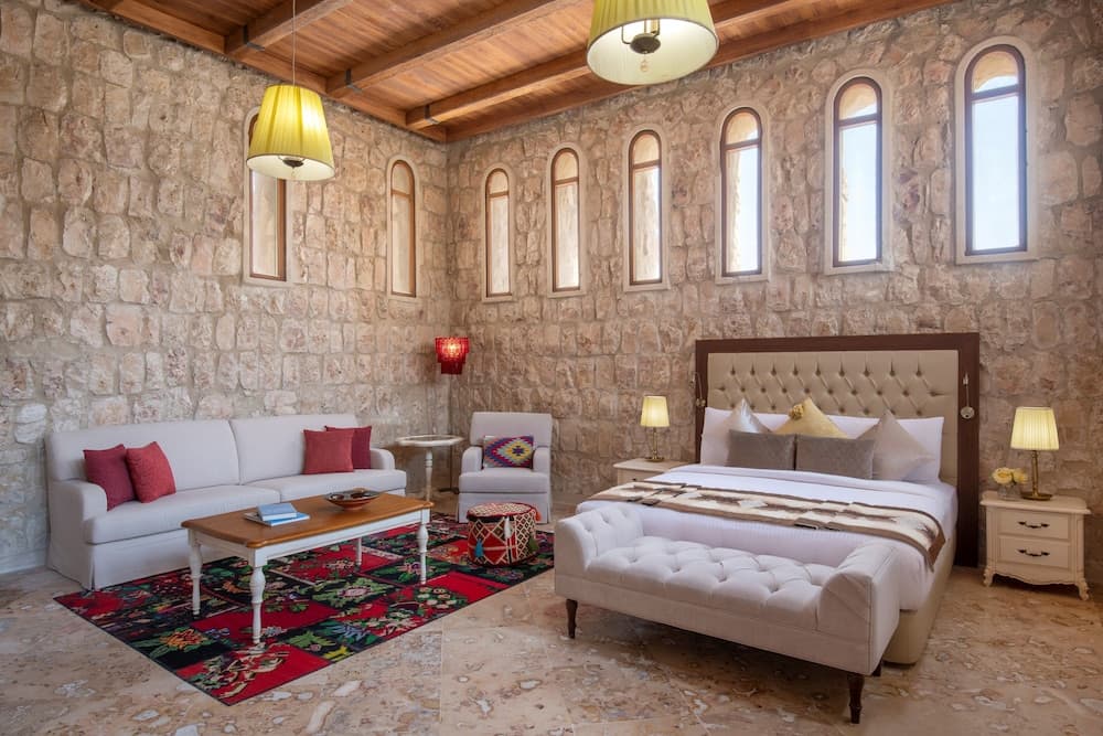 Al Samriya, Autograph Collection