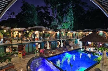 Saranda Boutique Hotel