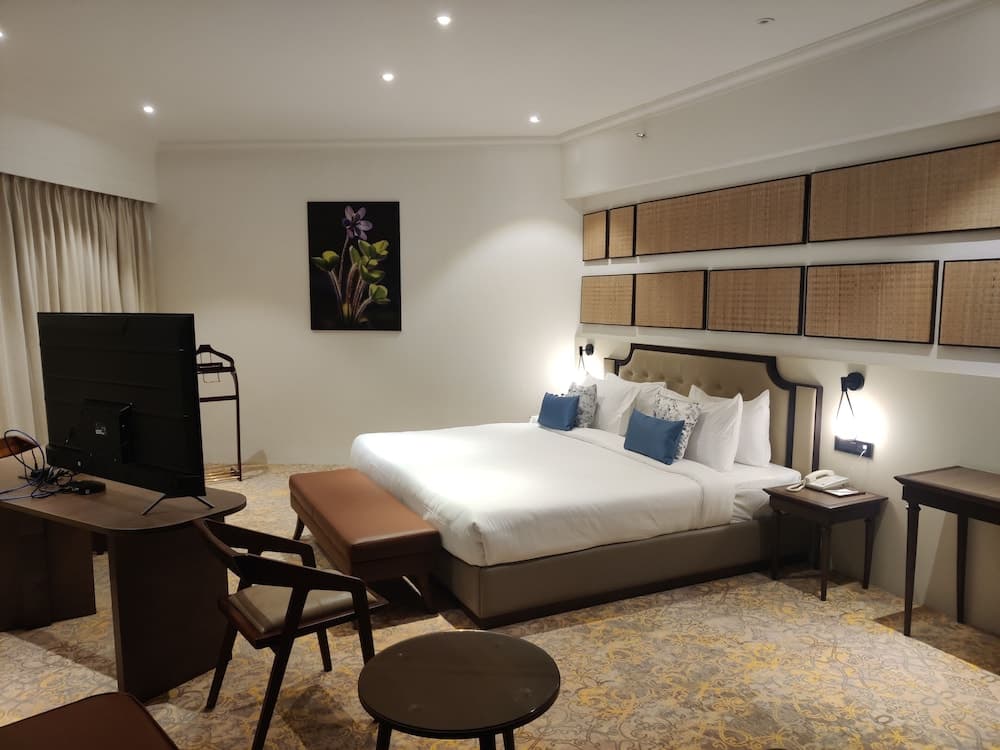 Bhanu The Fern Forest Resort & Spa Jambughoda, Series by Marriott