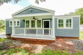 Historic Home for 7 with Apartment