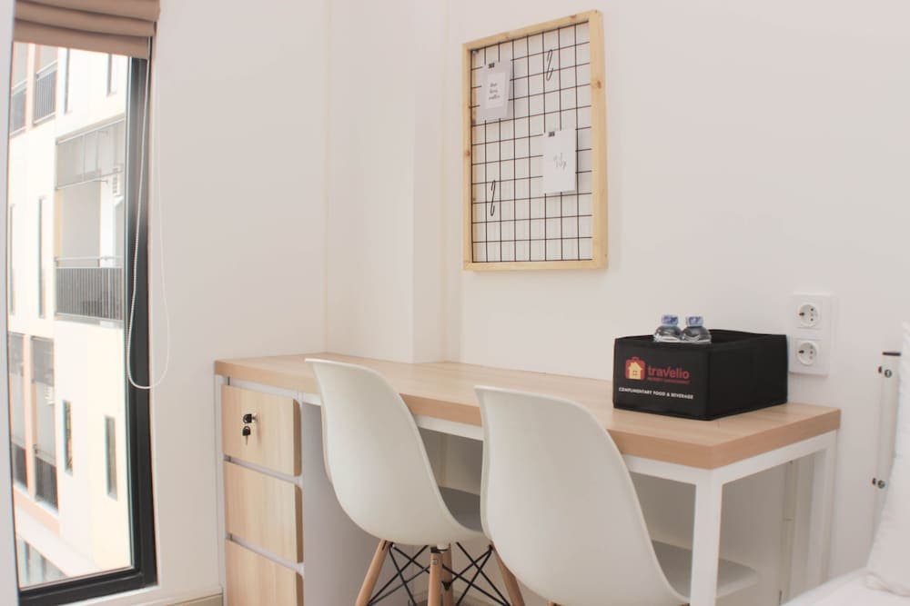 Fancy And Nice Studio At Sayana Bekasi Apartment