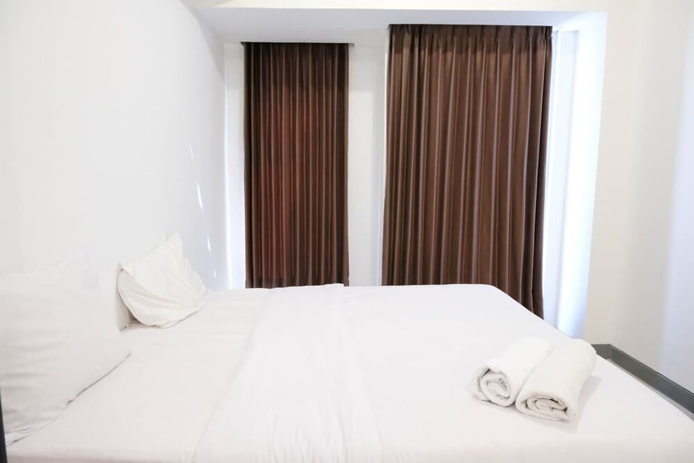 Cozy Stay Studio Apartment With Access To Mall At Supermall Mansion