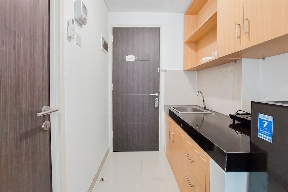 Modern And Tidy Studio Serpong Garden Apartment