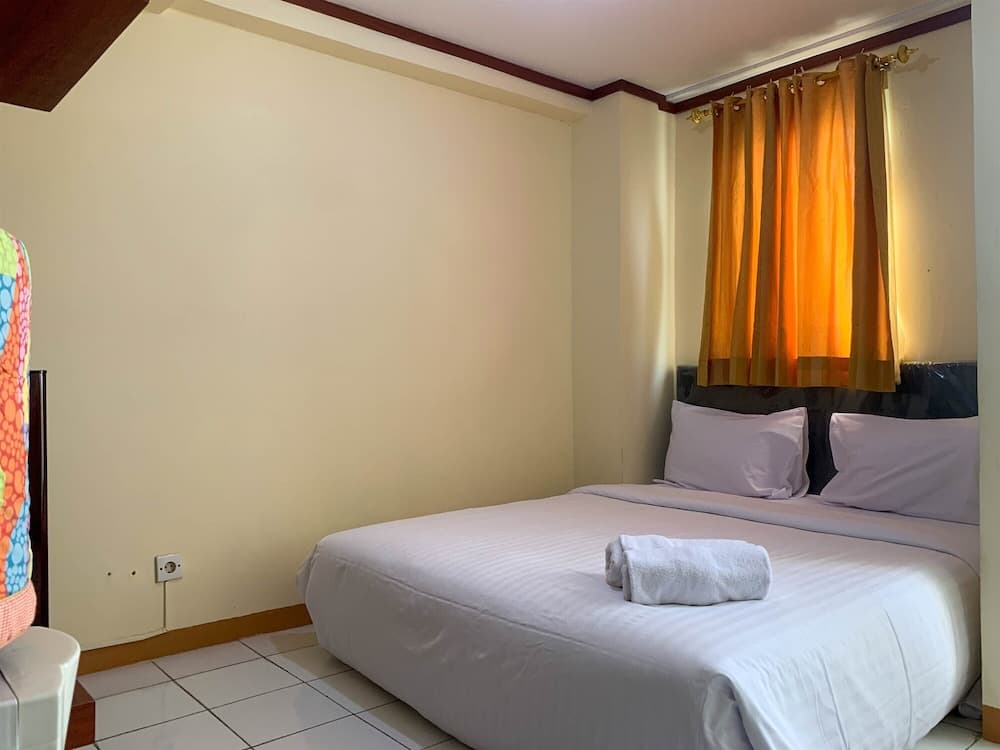 Warm And Cozy Studio No Kitchen At Kebagusan City Apartment