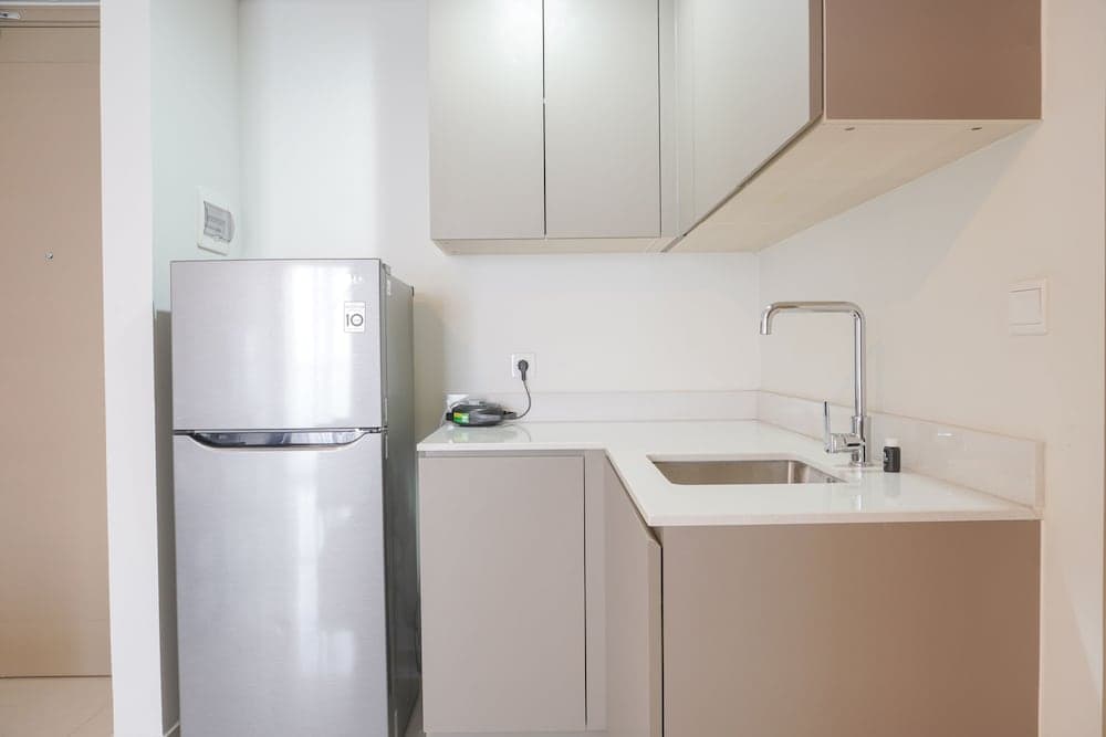 Fancy And Nice 1Br At Gold Coast Apartment