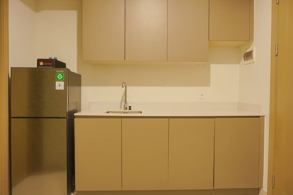 Nice And Comfort 1Br Apartment At Gold Coast