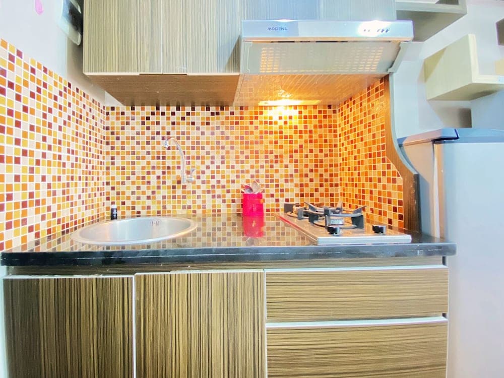 Homey 1Br At Jarrdin Cihampelas Apartment