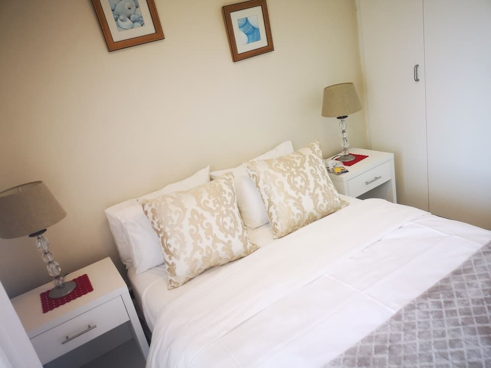 Family Cape Town Beachfront Apartment