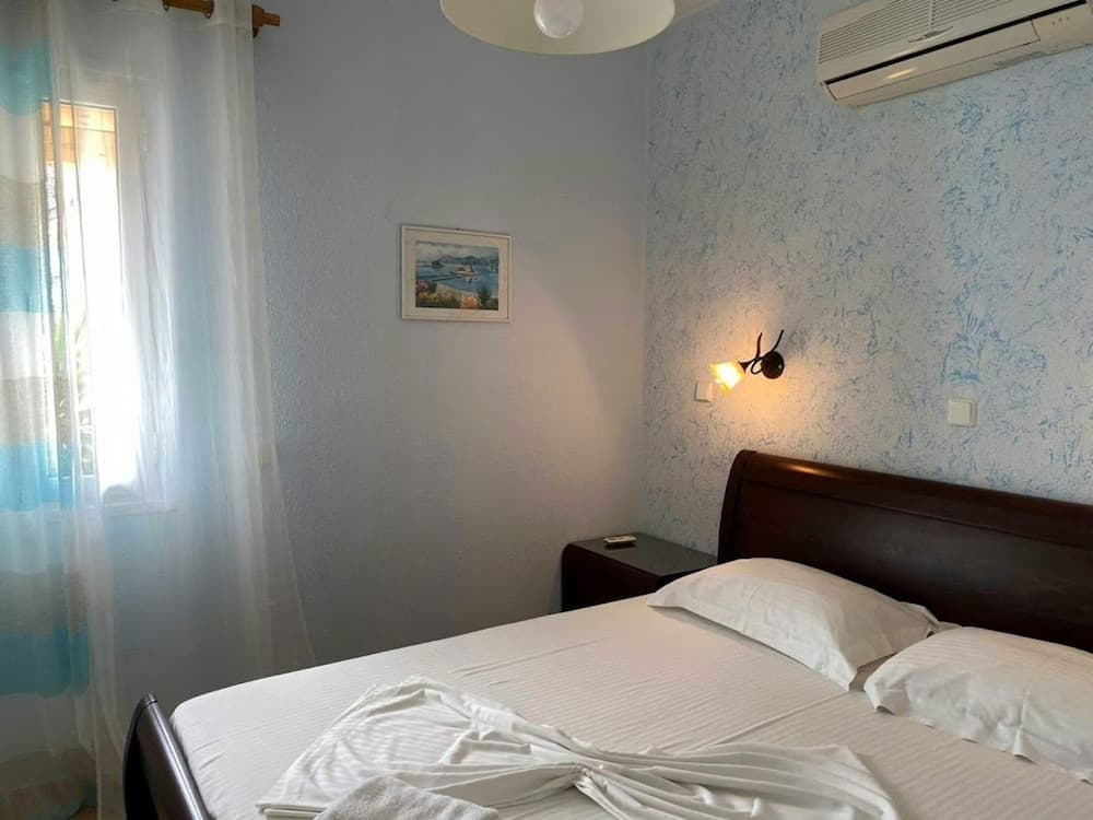 Corfu Glyfada Menigos Resort 86