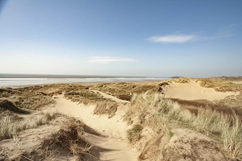 Hill End Barn - 1 Bed Barn Conversion - Llangennith