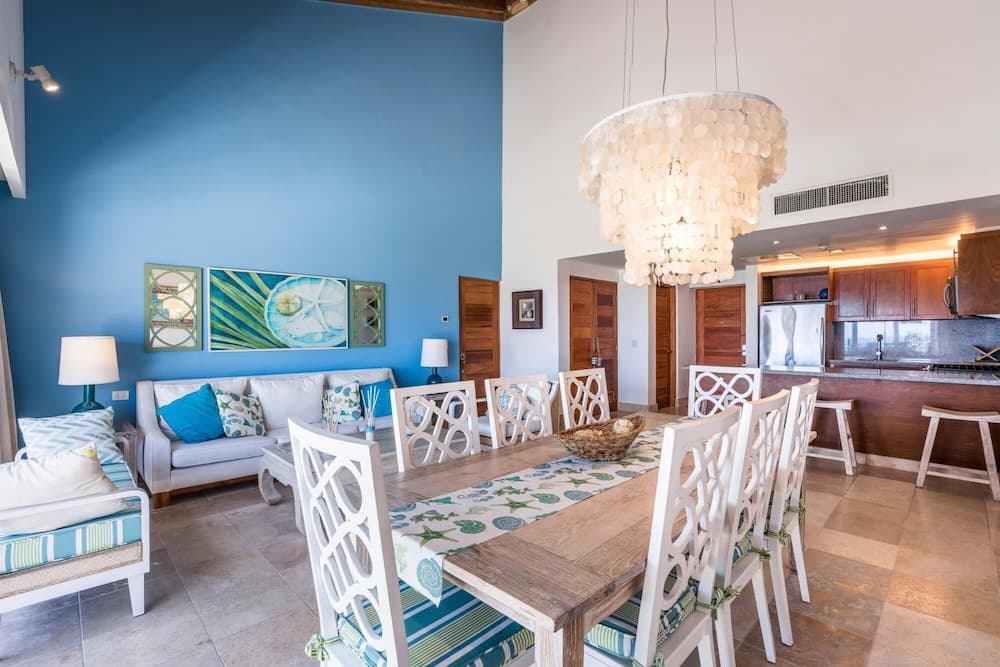 Beachfront w Jacuzzi Sotogrande at Cap Cana