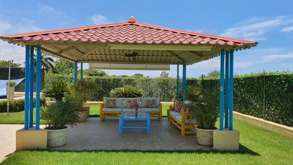 Amazing House at La Isabela