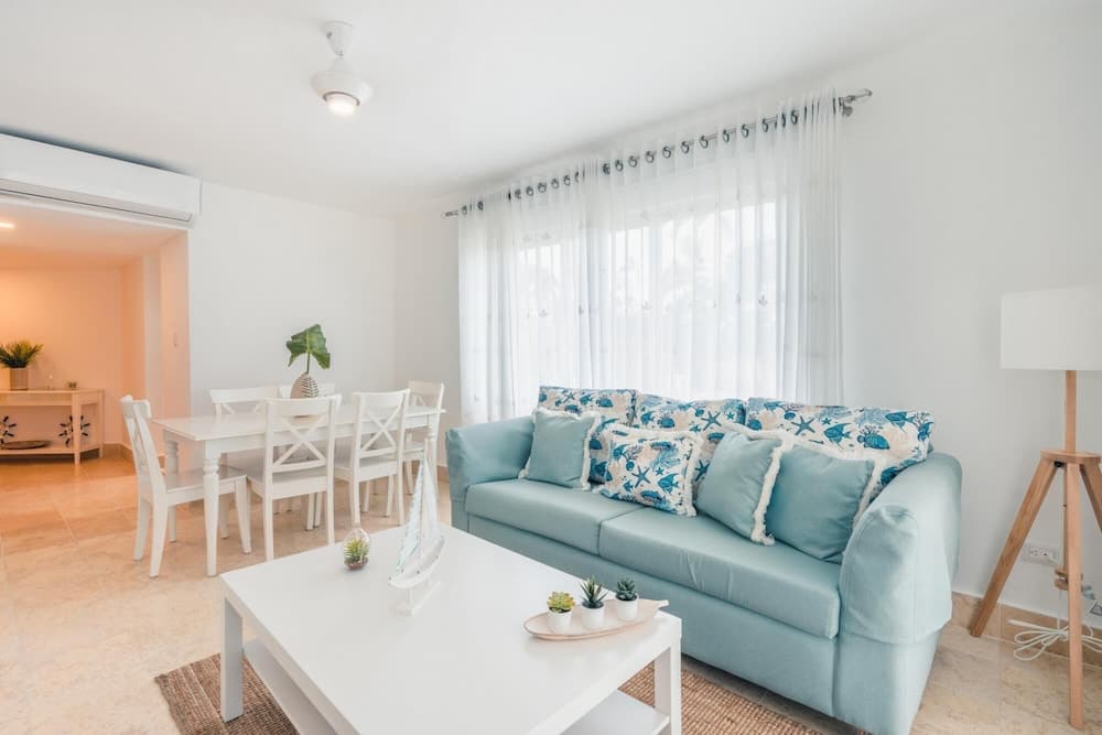 Breakfast Included 1BR apt Green One Playa Dorada CB4