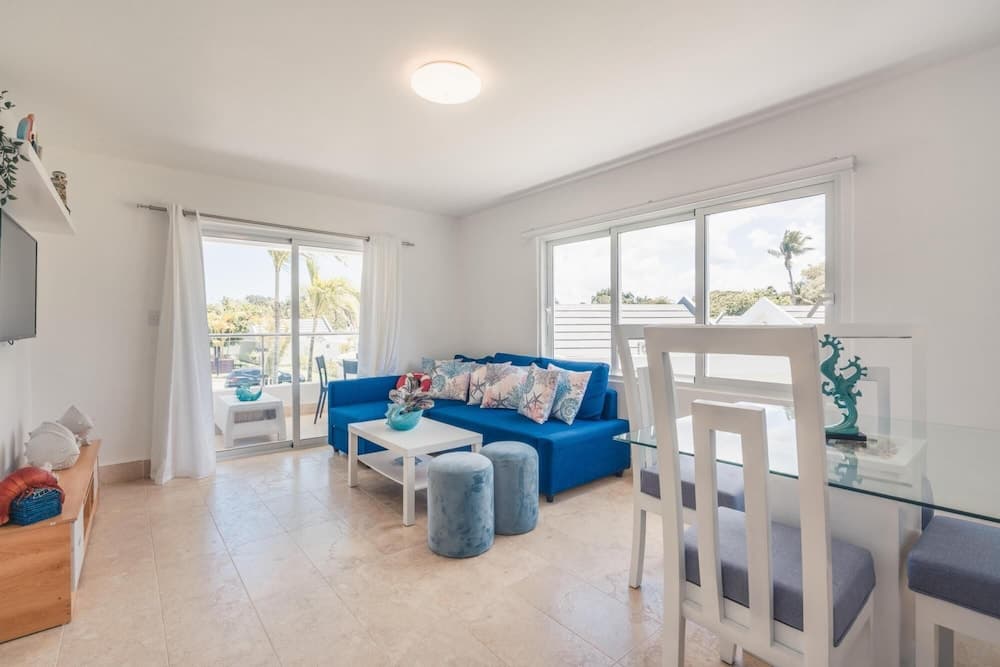 Just a few Steps to the Pool Come Enjoy This Amazing 1BR Villa at Green One