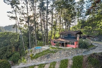 Splendid Arroyo Frio 4BR Villa