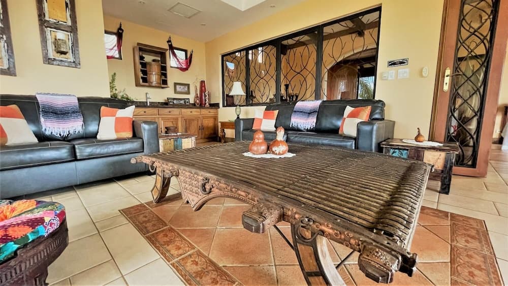 Playa Potrero 4 BR Home Large Saltwater Pool Spectacular Views - Villa Oasis