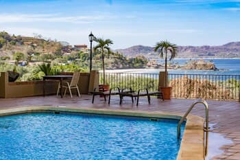 Playa Flamingo - Recently Renovated Spacious Condominium Central Located Presidential Suites 4