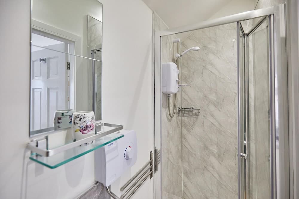 Host Stay The Guest Place