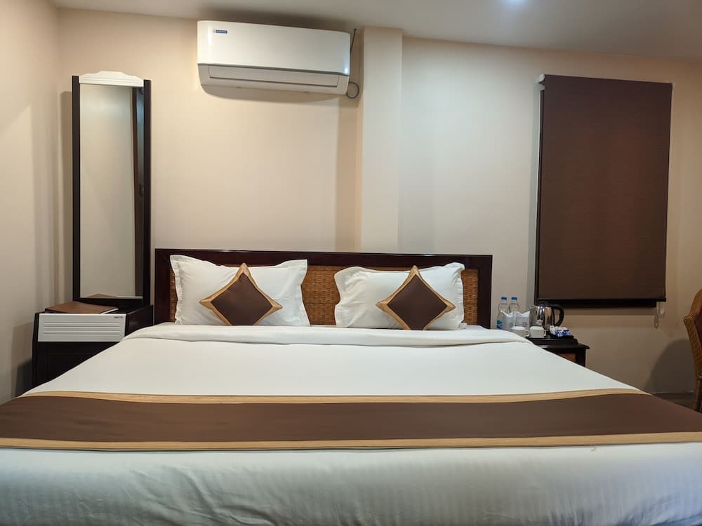 Hotel Relax - Nagaon