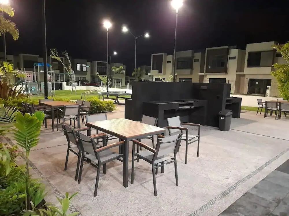 CASA VELA by TRVL2HM