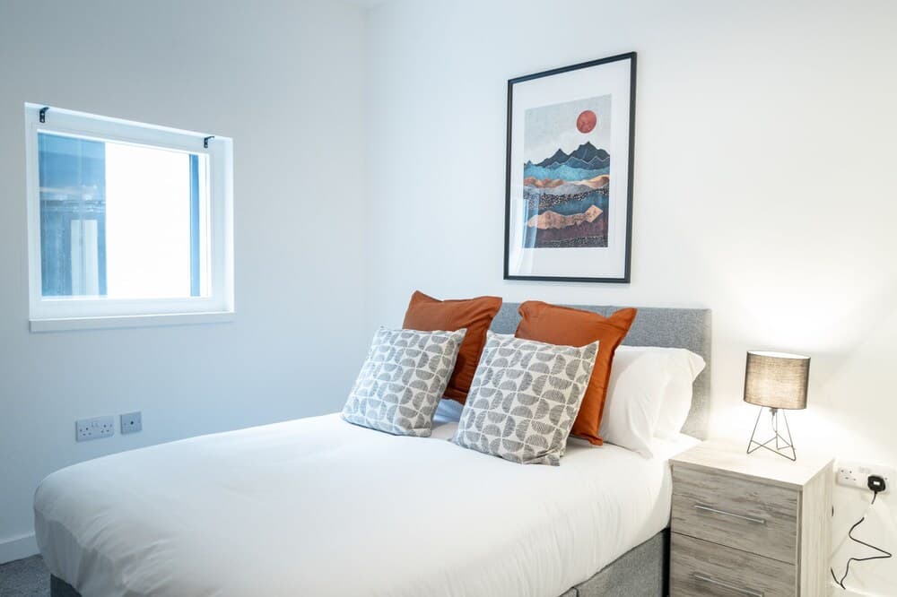 Luxe Apts PBoro Parking-Gym-Cinema