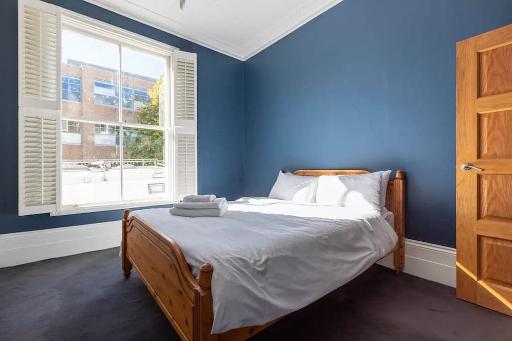 Charming 2 Bedroom House in Angel