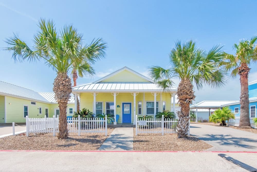 Coastal Cutie by Silver Sands Vacation Rentals