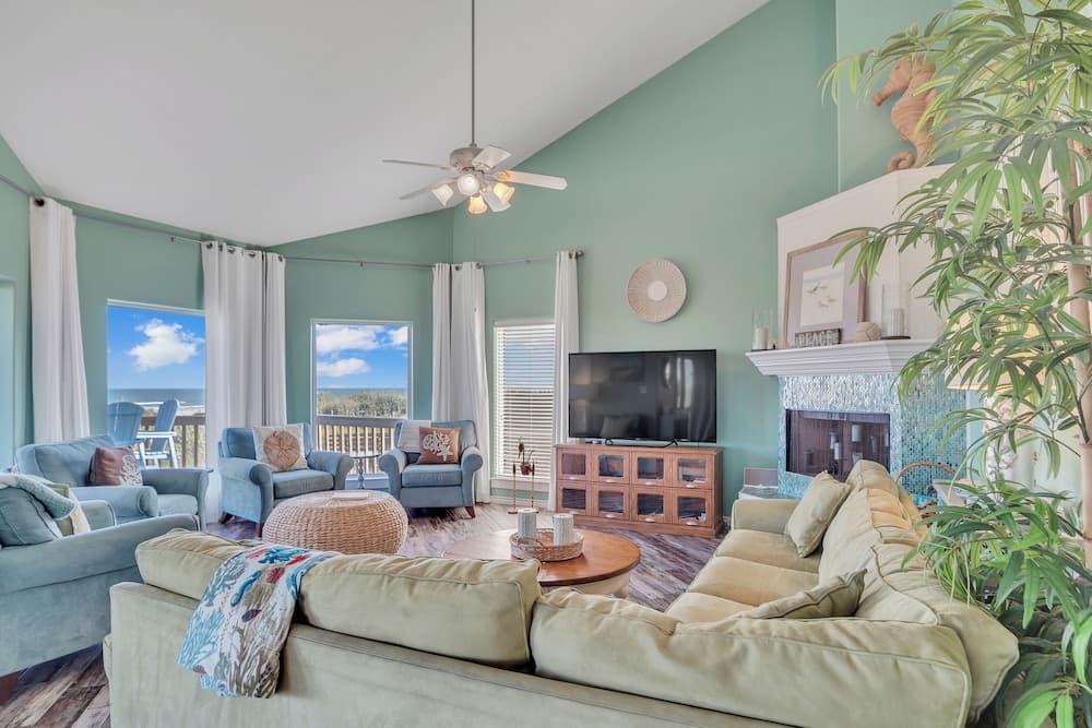 Crandall's Cottage by Silver Sands Vacation Rentals