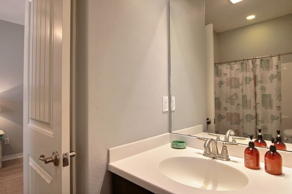 Family Tides Beach House by Silver Sands Vacation Rentals