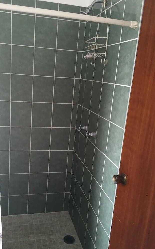 Condo Alamandra by TRVL2HM