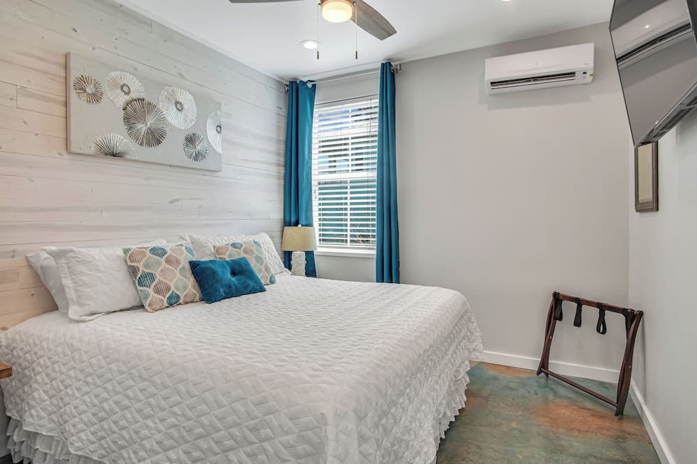 Nauti Beach by Silver Sands Vacation Rentals