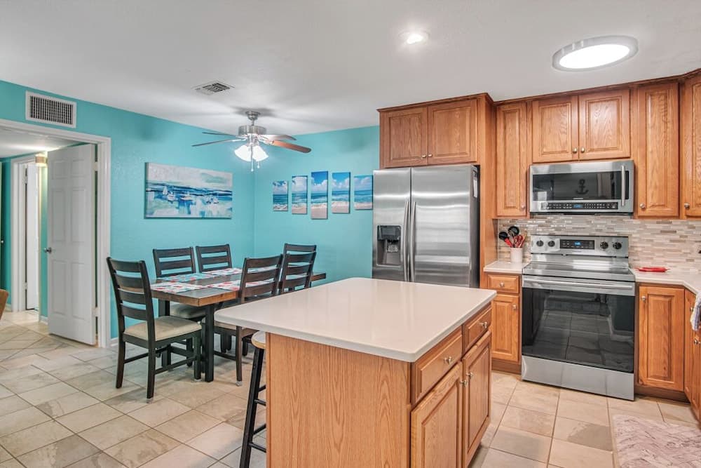 Pawsitively Paradise by Silver Sands Vacation Rentals