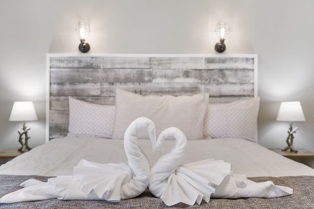 Ozark Escape at the Pointe