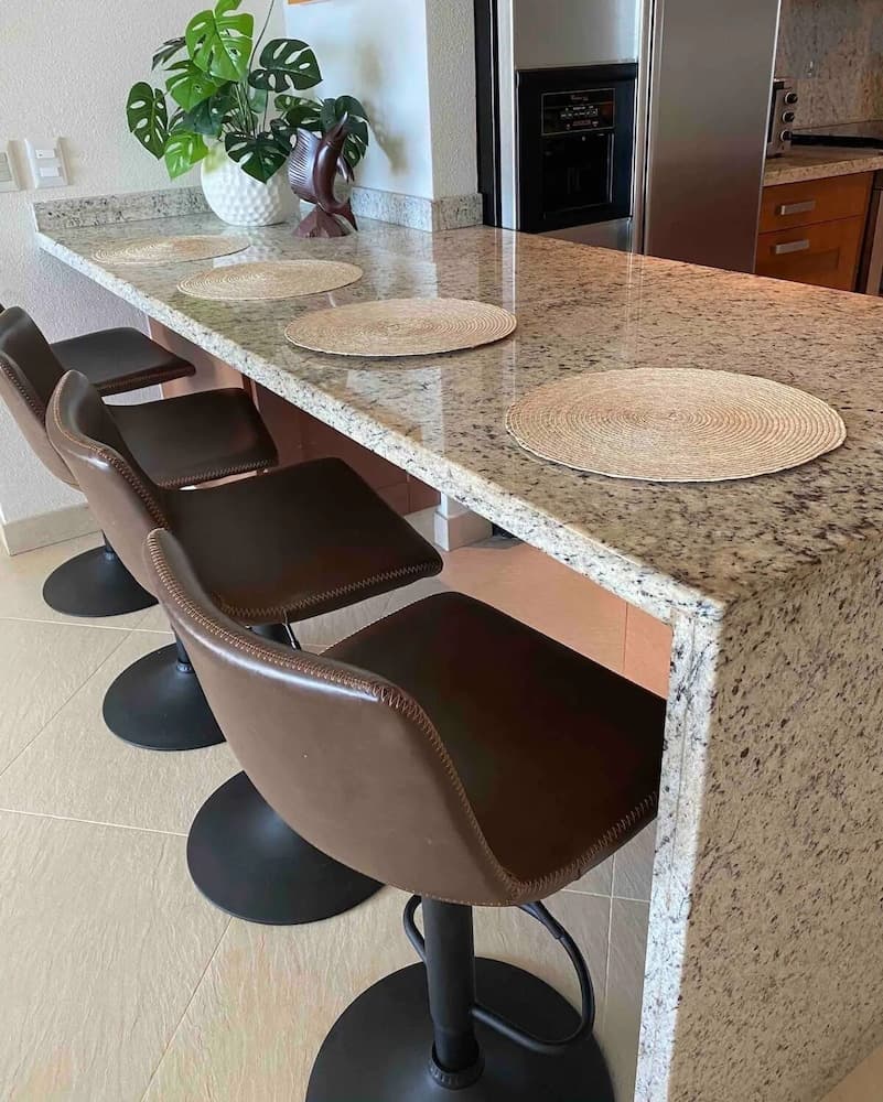 Condo Canto by TRVL2HM