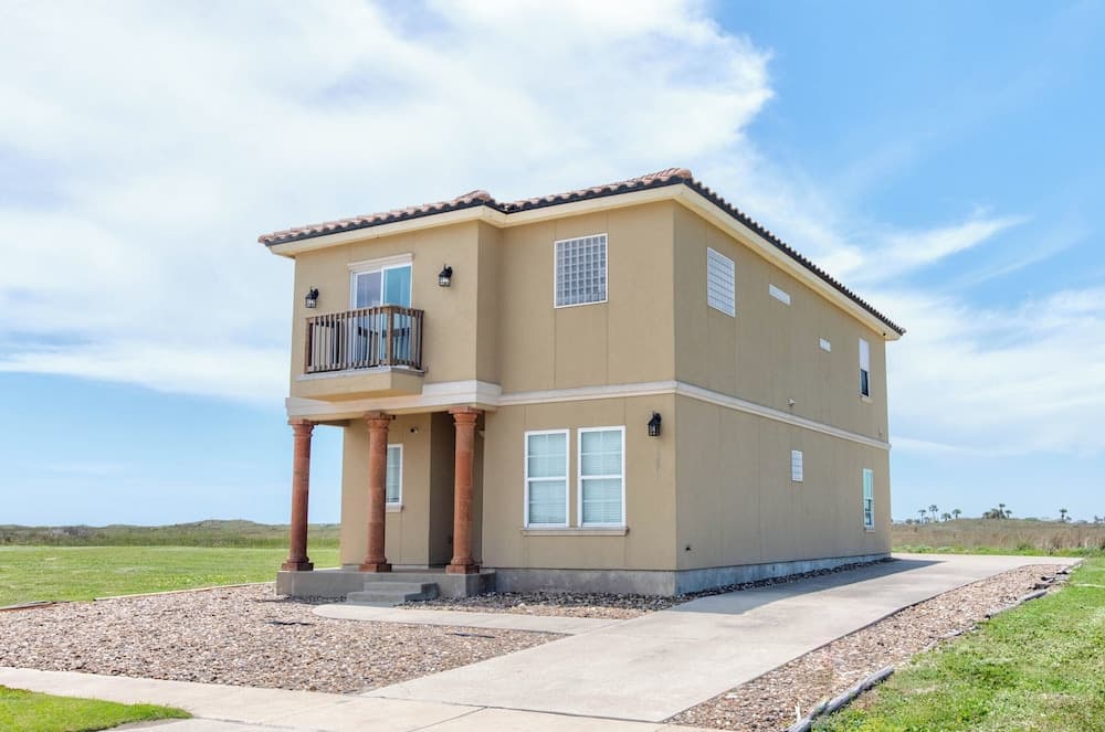 Stress Less by Silver Sands Vacation Rentals