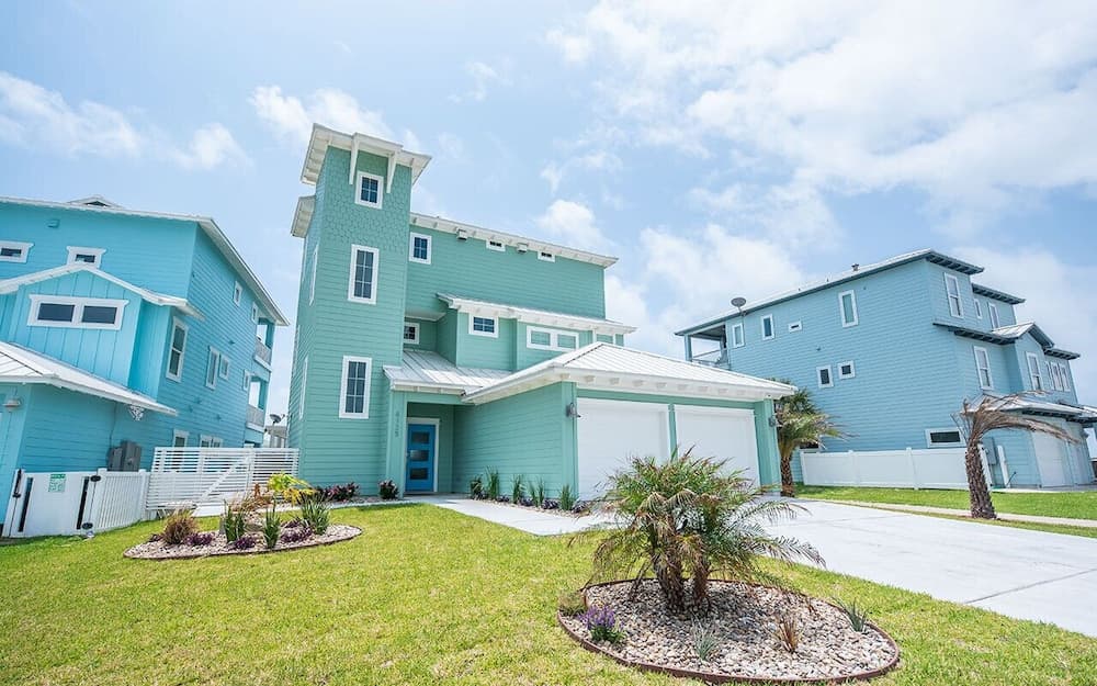 All Decked Out by Silver Sands Vacation Rentals